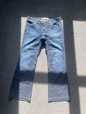 Women’s GAP Dark Blue Stretchy Flare Denim Jeans